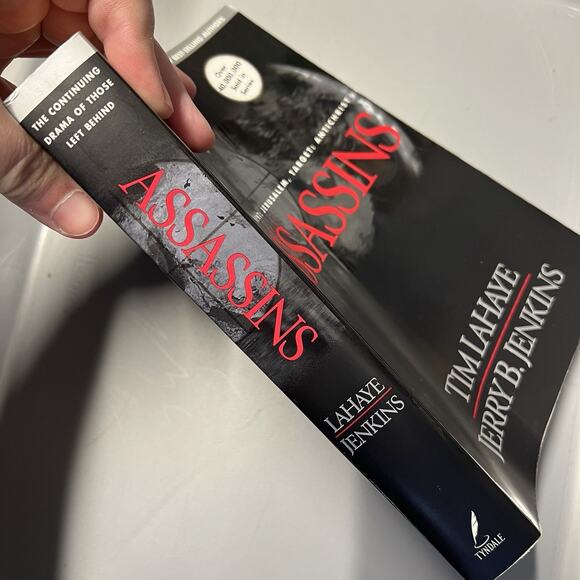 Left Behind Series Paperback Book 6 Assassins by Tim LaHaye and Jerry B Jenkins - Picture 4 of 8